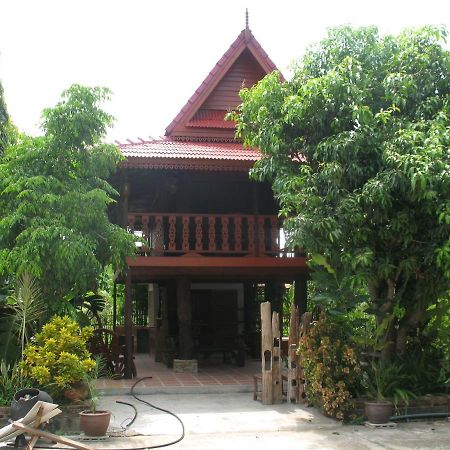 Hotel Teak House Chiang Mai Zewnętrze zdjęcie