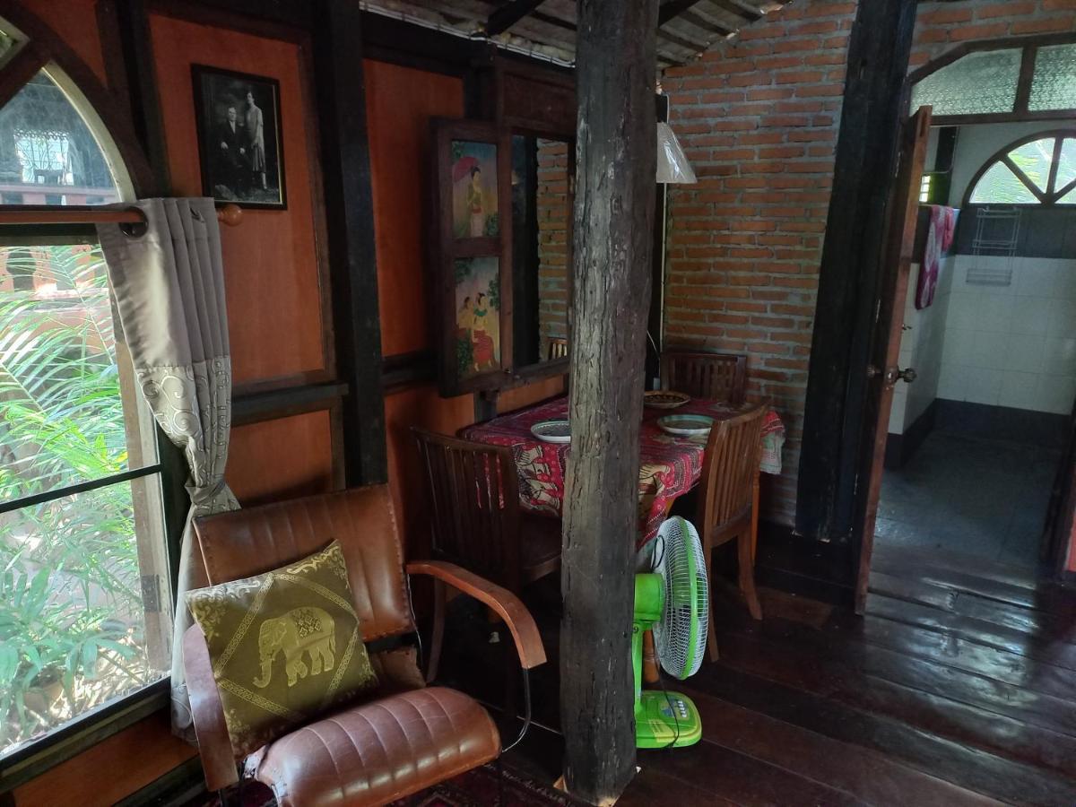 Hotel Teak House Chiang Mai Zewnętrze zdjęcie