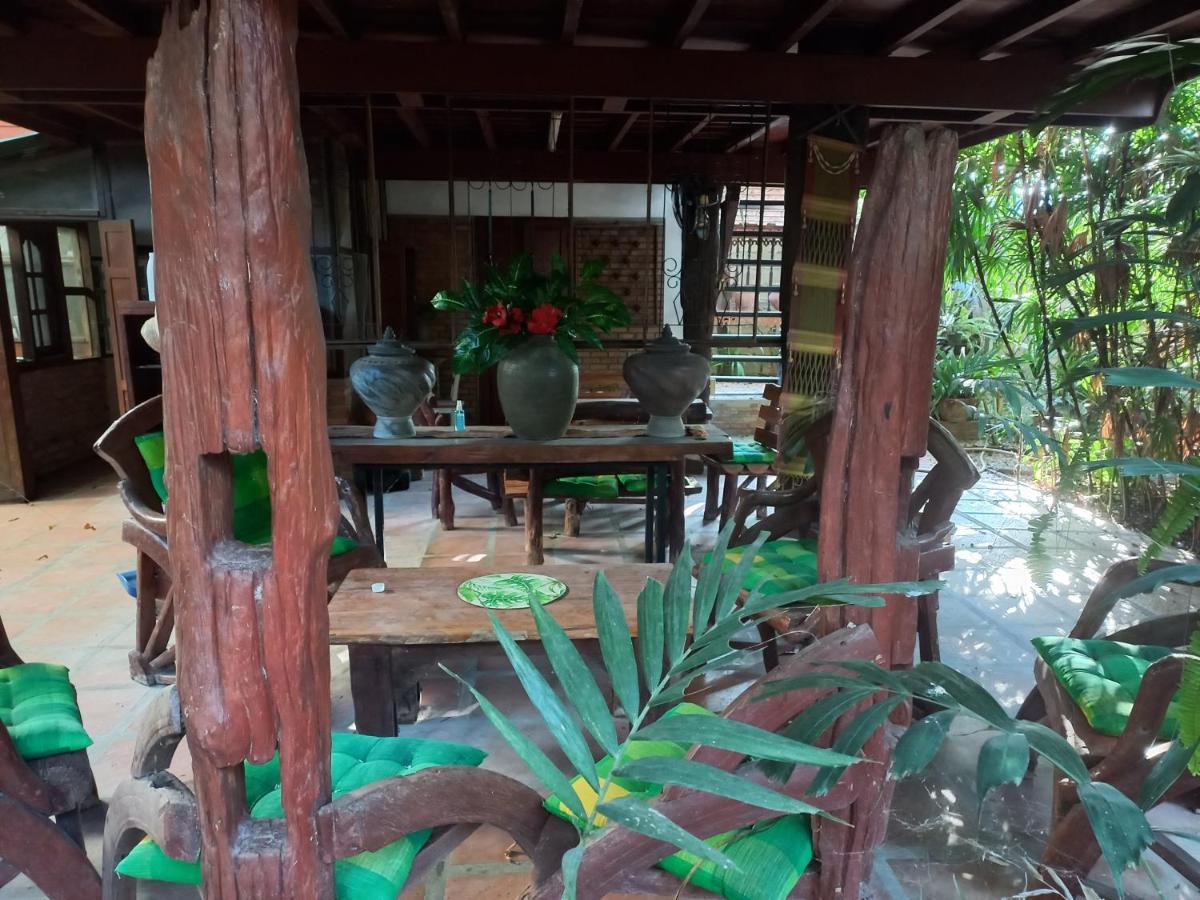 Hotel Teak House Chiang Mai Zewnętrze zdjęcie